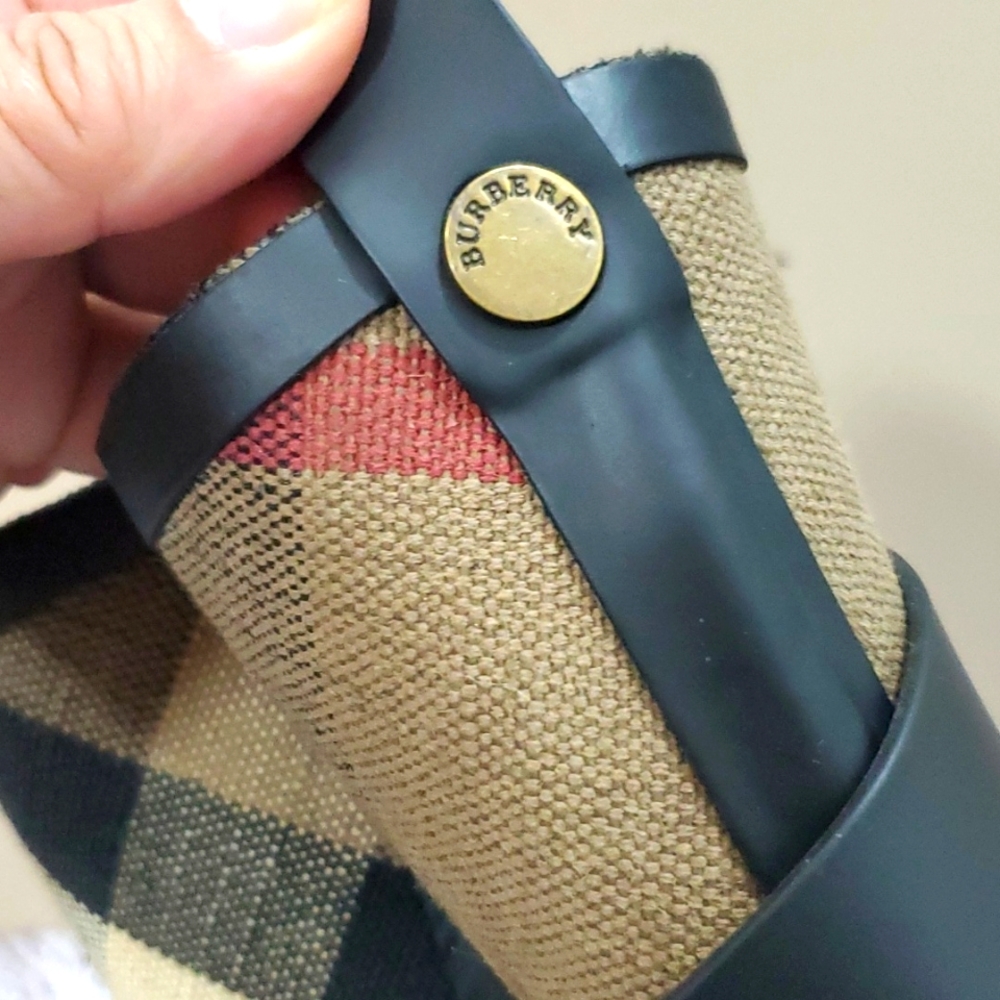 Authentic Burberry Nova Check Rain Boots - Picture 10 of 15